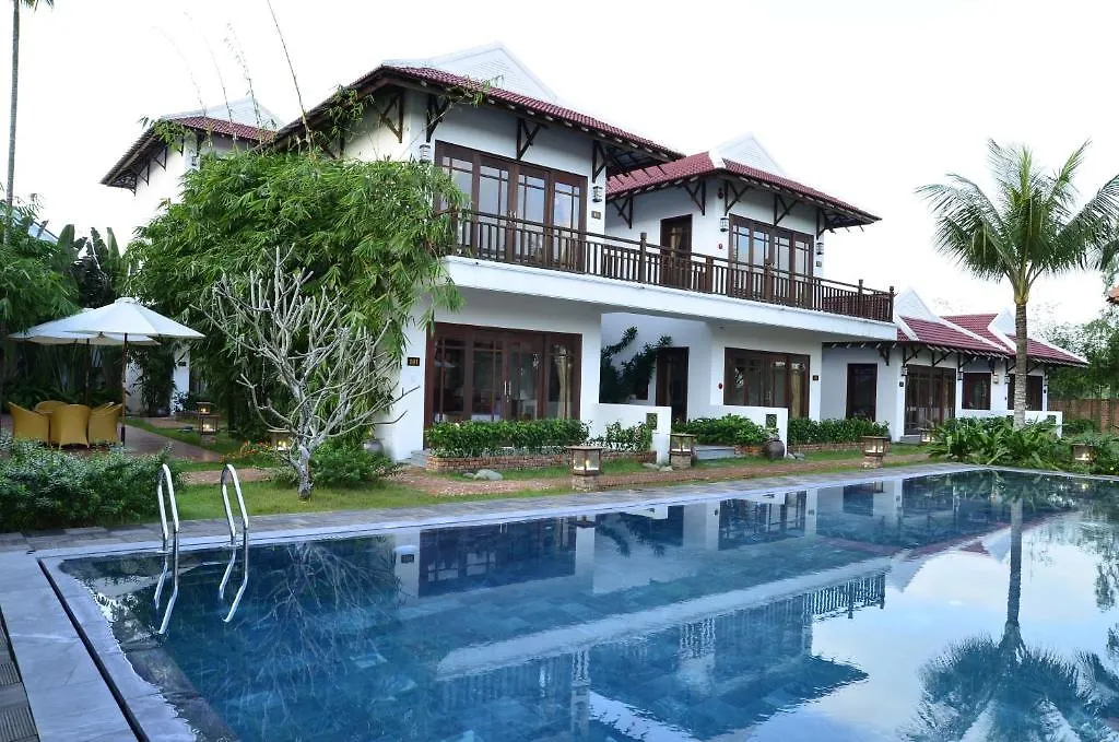 Riverside Bamboo Resort Hoi An