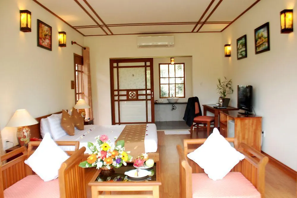 Riverside Bamboo Resort Hoi An 4*,