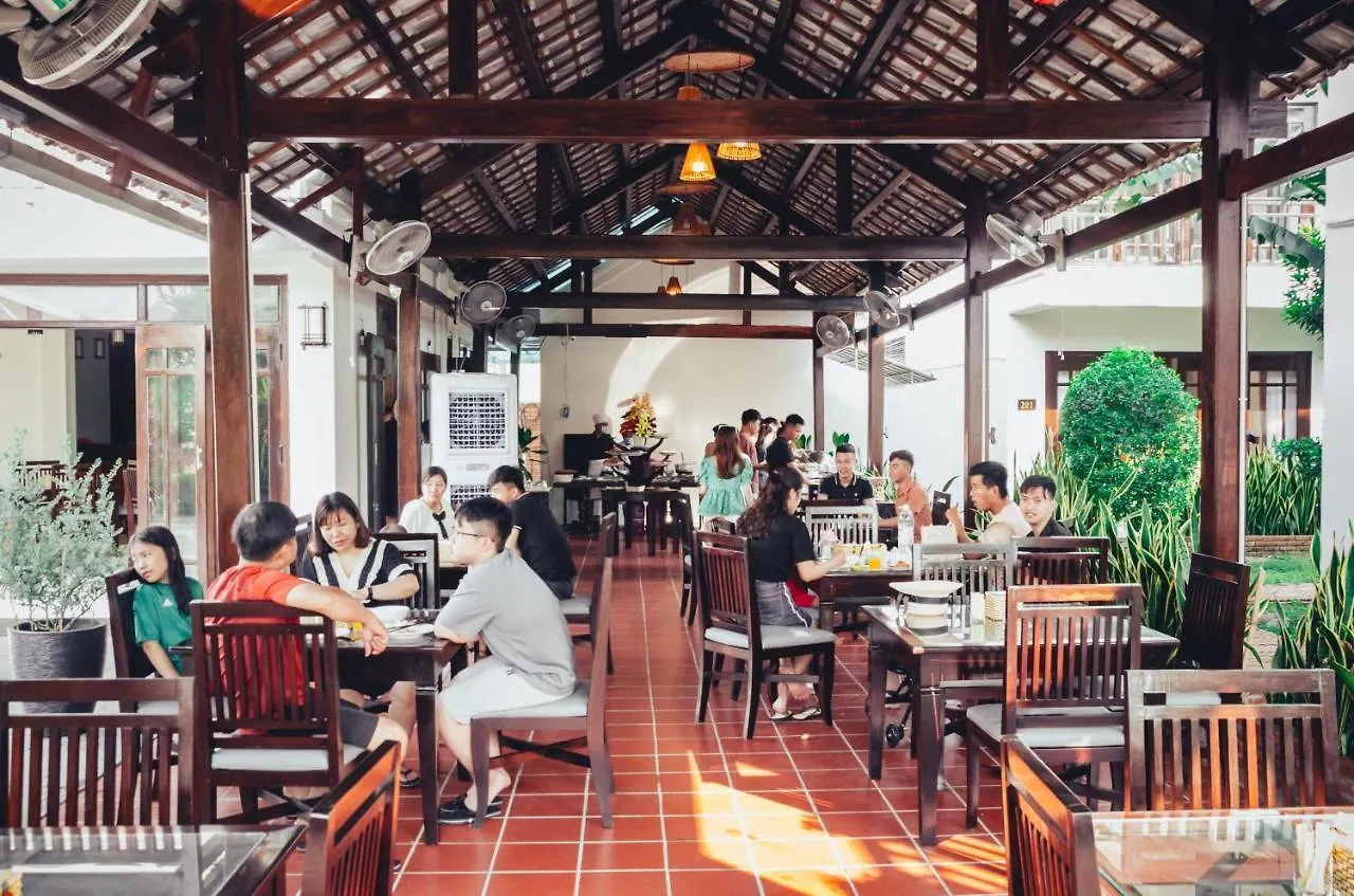 Riverside Bamboo Resort Hoi An 4*,