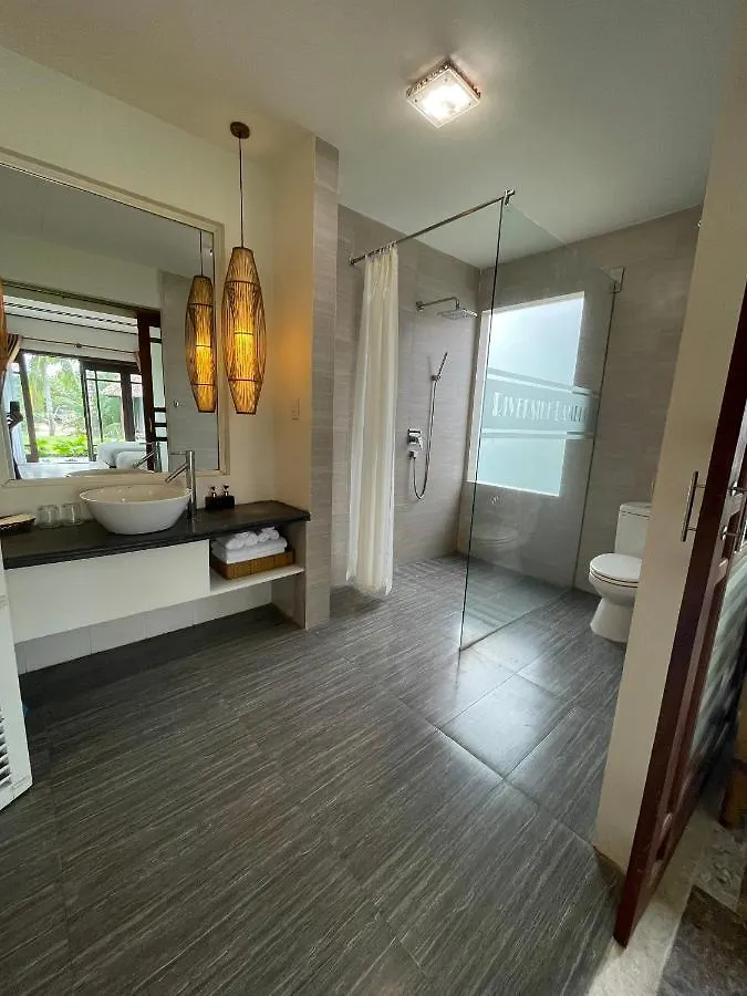 Riverside Bamboo Resort Hoi An 4*,